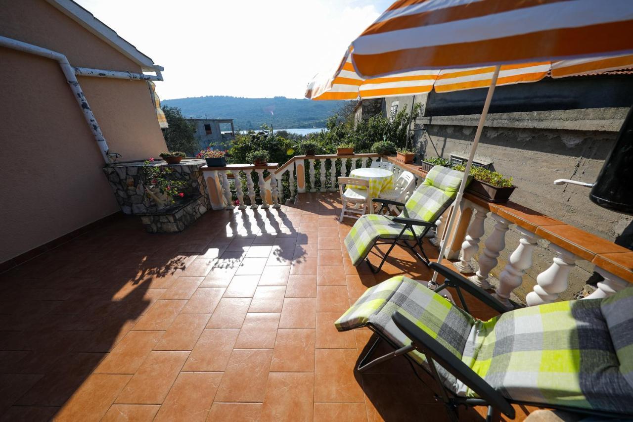 Studio Brbinj 8160A Экстерьер фото